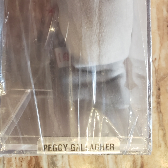 AUTHENTIC and MINT Manny Beanie Baby. Comes with Certificate of Authenticty and - Picture 4 of 11